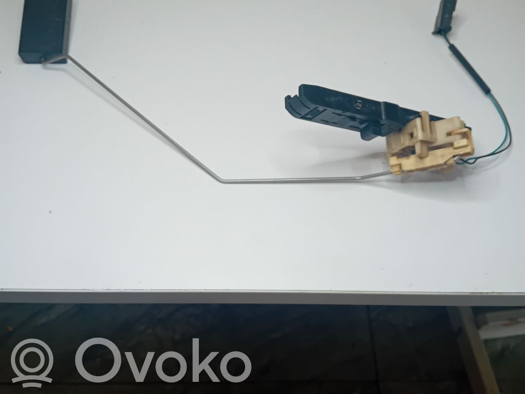 Audi A6 S6 C6 4F Sensor de nivel de combustible 