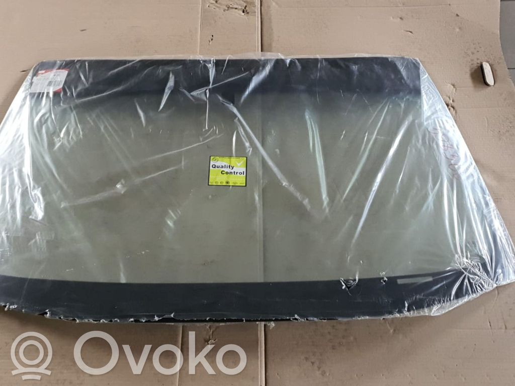 Rear windscreen/windshield window   01231