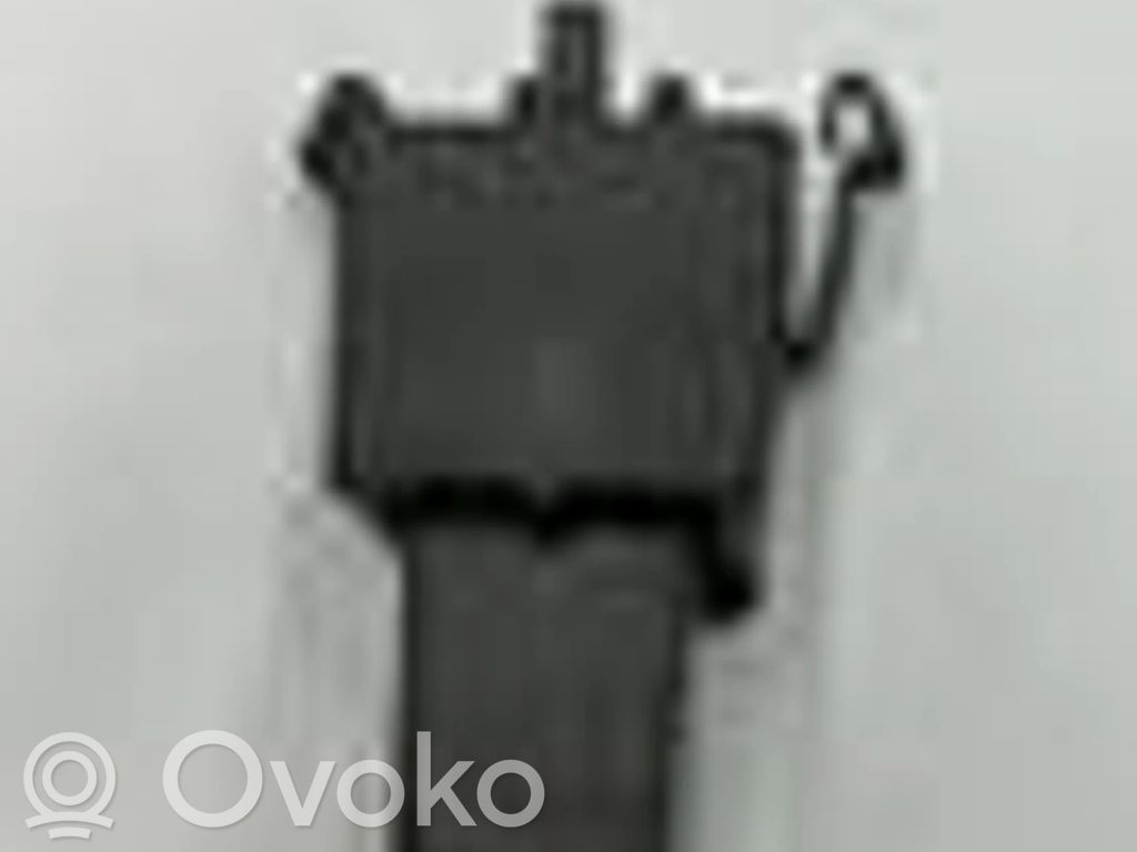Tesla Model 3 Front bumper mounting bracket 