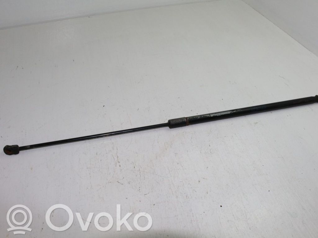 Volkswagen Eos Konepellin kaasujousi 