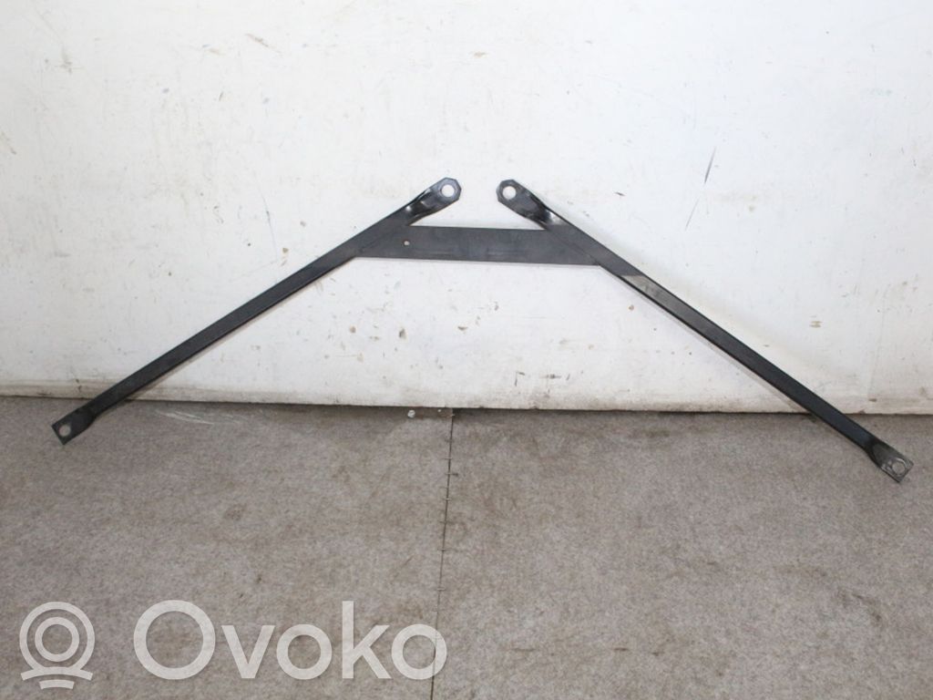 BMW 3 F30 F35 F31 Muu moottoritilan osa 