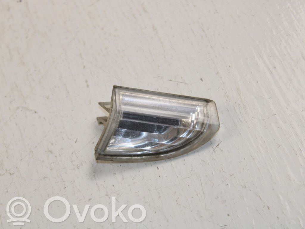 Volkswagen PASSAT CC Reflector delantero 