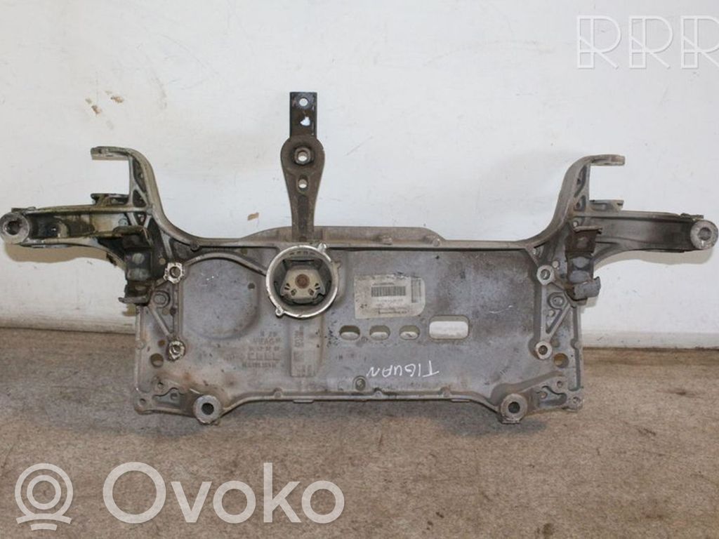 Volkswagen Tiguan Front subframe 