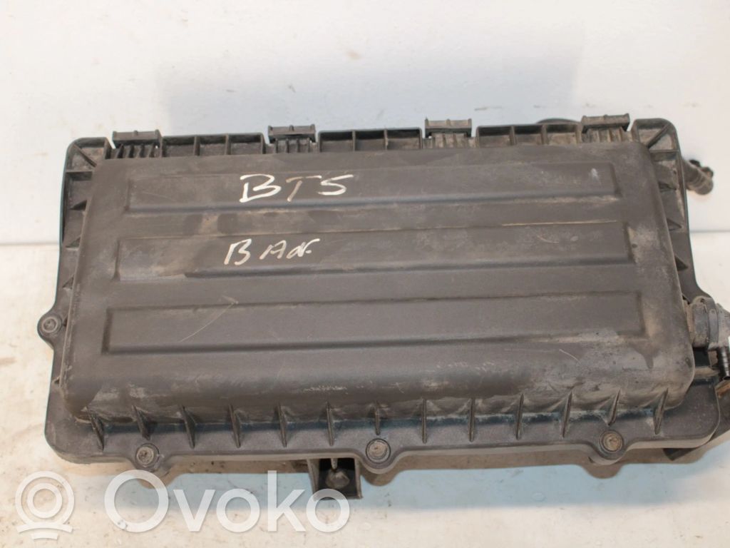 Skoda Fabia Mk2 (5J) Luftfilterkasten 
