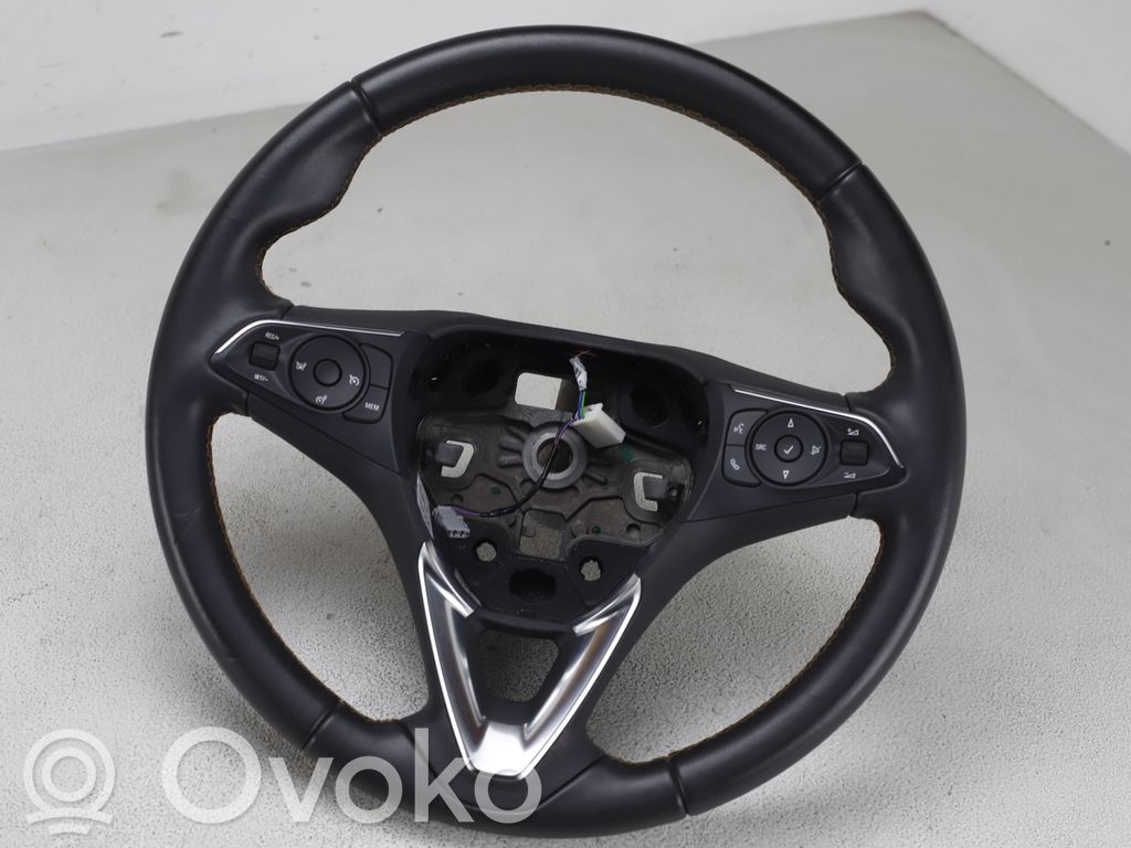 Opel Crossland X Ohjauspyörä 