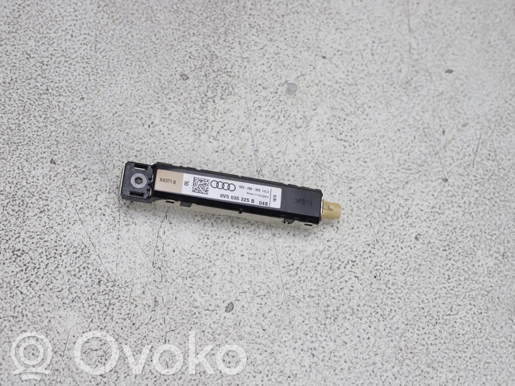 Audi A3 S3 8V Pystyantennivahvistin 