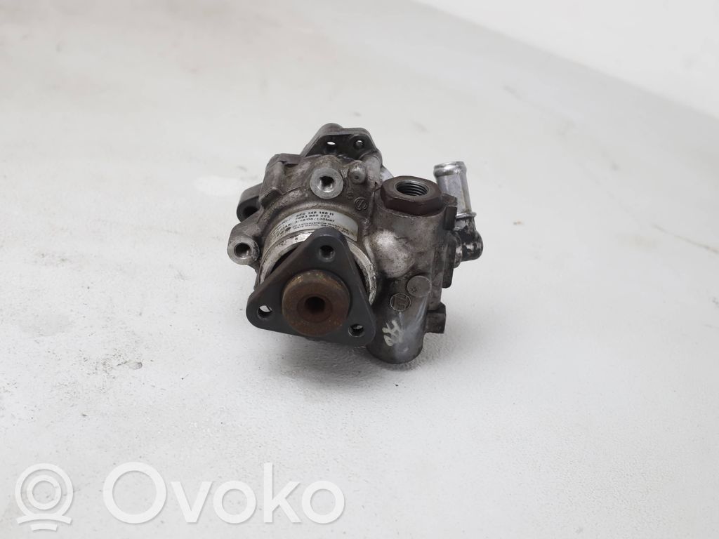 Audi A6 S6 C6 4F Ohjaustehostimen pumppu 