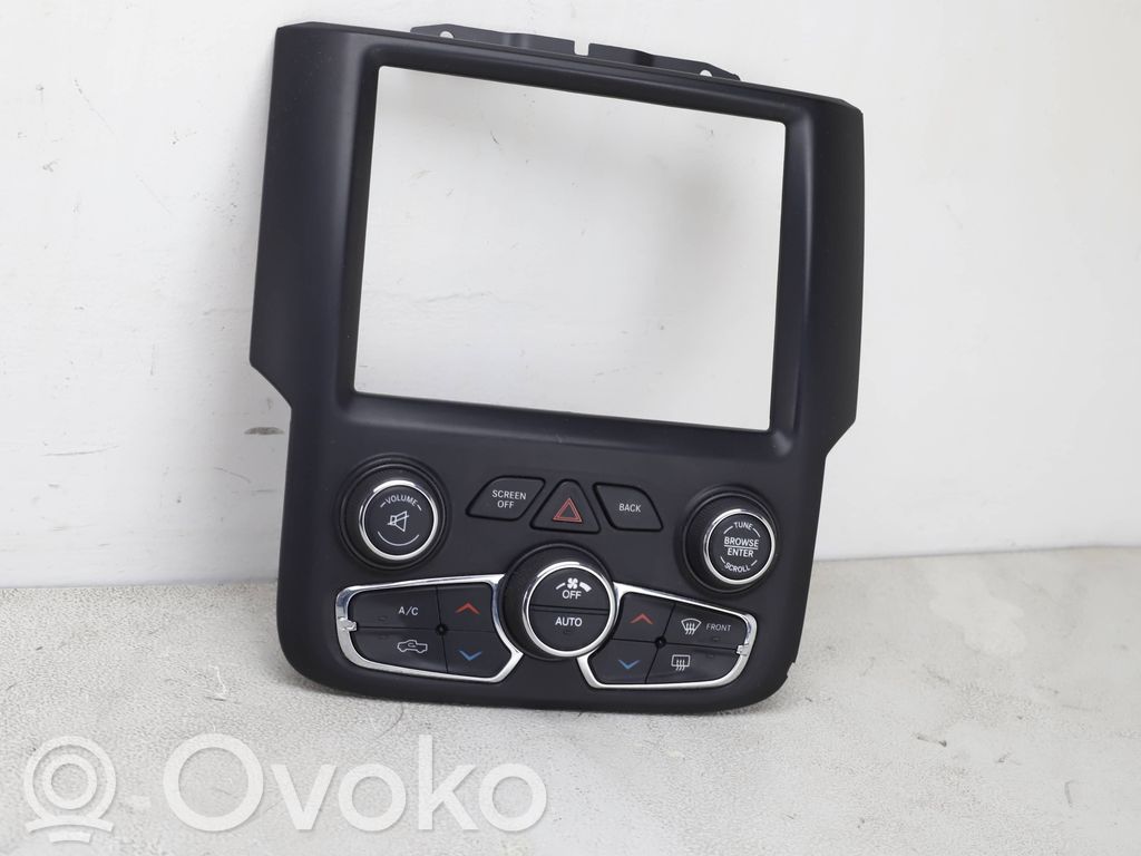 Dodge RAM 1500 DS Climate control unit 