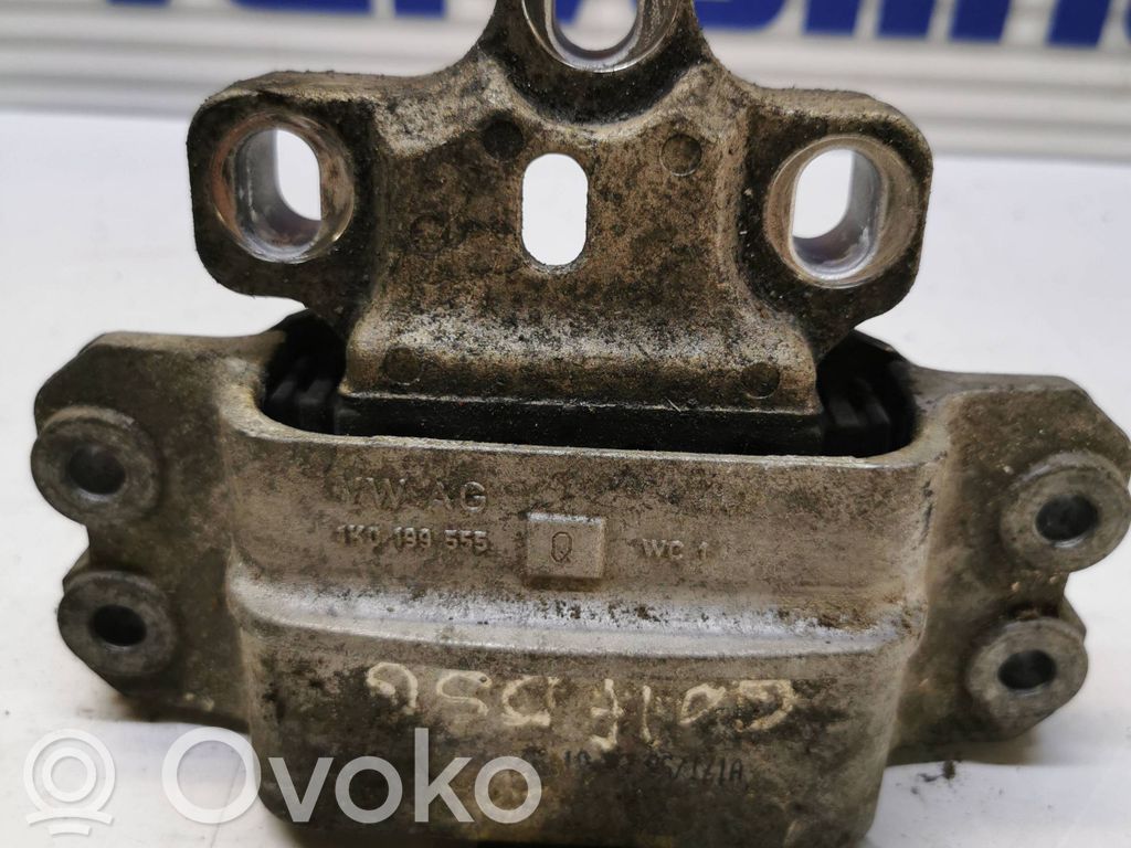Volkswagen Golf V Engine mount bracket 
