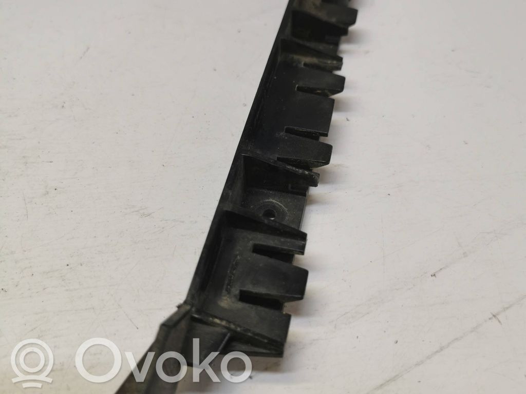 BMW 1 E81 E87 Fender mounting bracket 