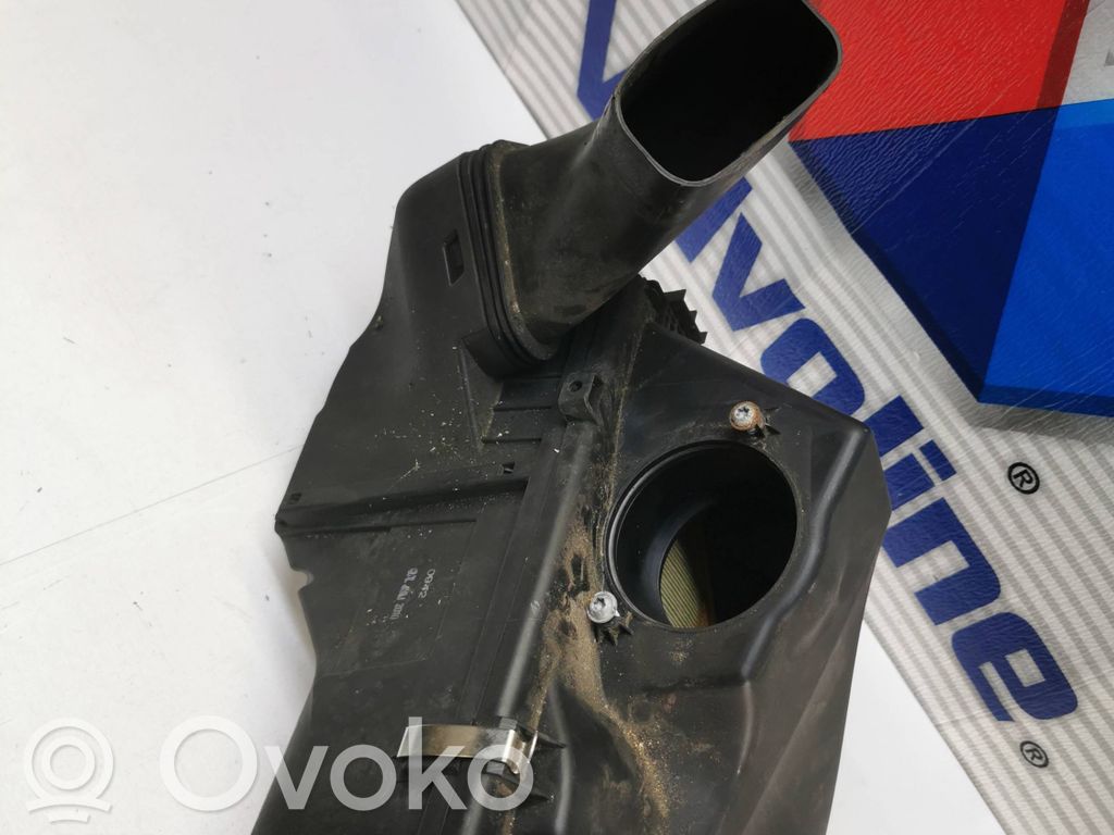 BMW 3 E90 E91 Air filter box 