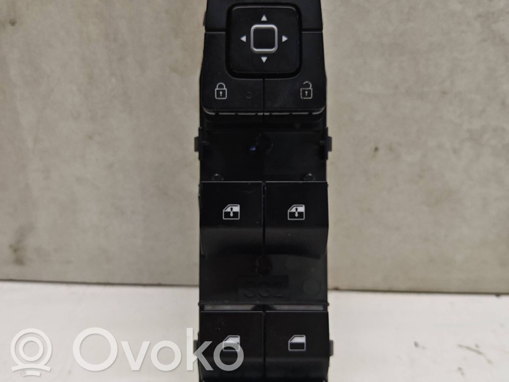 Electric window control switch   93571AT850,SANGD1A509A,221212