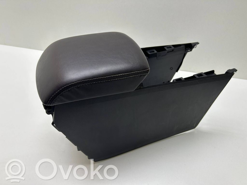 Mazda 6 Keskikonsoli 