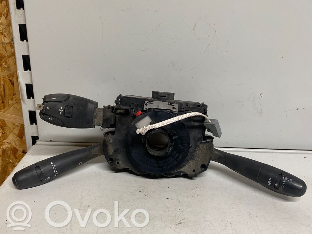 Peugeot 308 Wiper turn signal indicator stalk/switch 