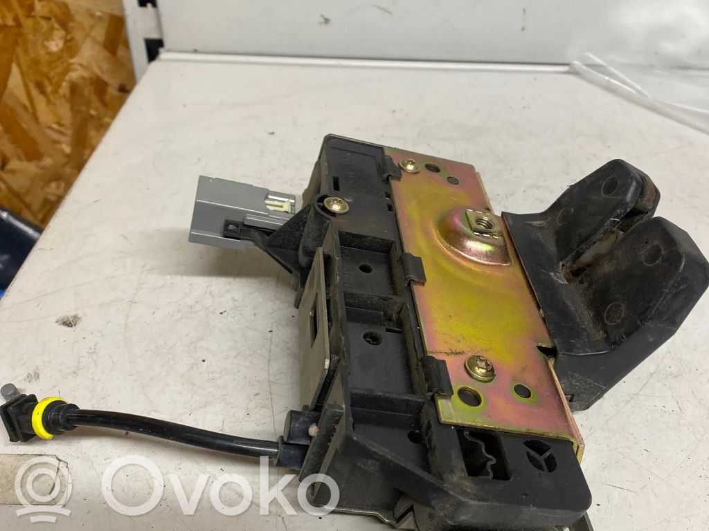 Volvo XC90 Zamek klapy tylnej / bagażnika 