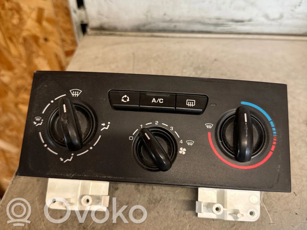 Citroen C4 I Climate control unit 