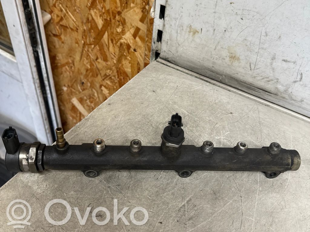 KIA Sorento Fuel main line pipe 