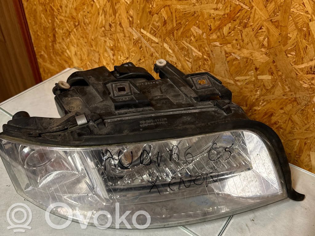 Audi A6 S6 C5 4B Lampa przednia 