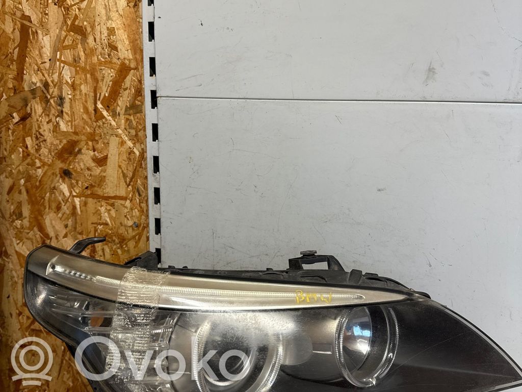BMW 5 E60 E61 Lampa przednia 