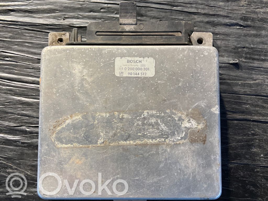 Opel Rekord E2 Engine control unit/module 