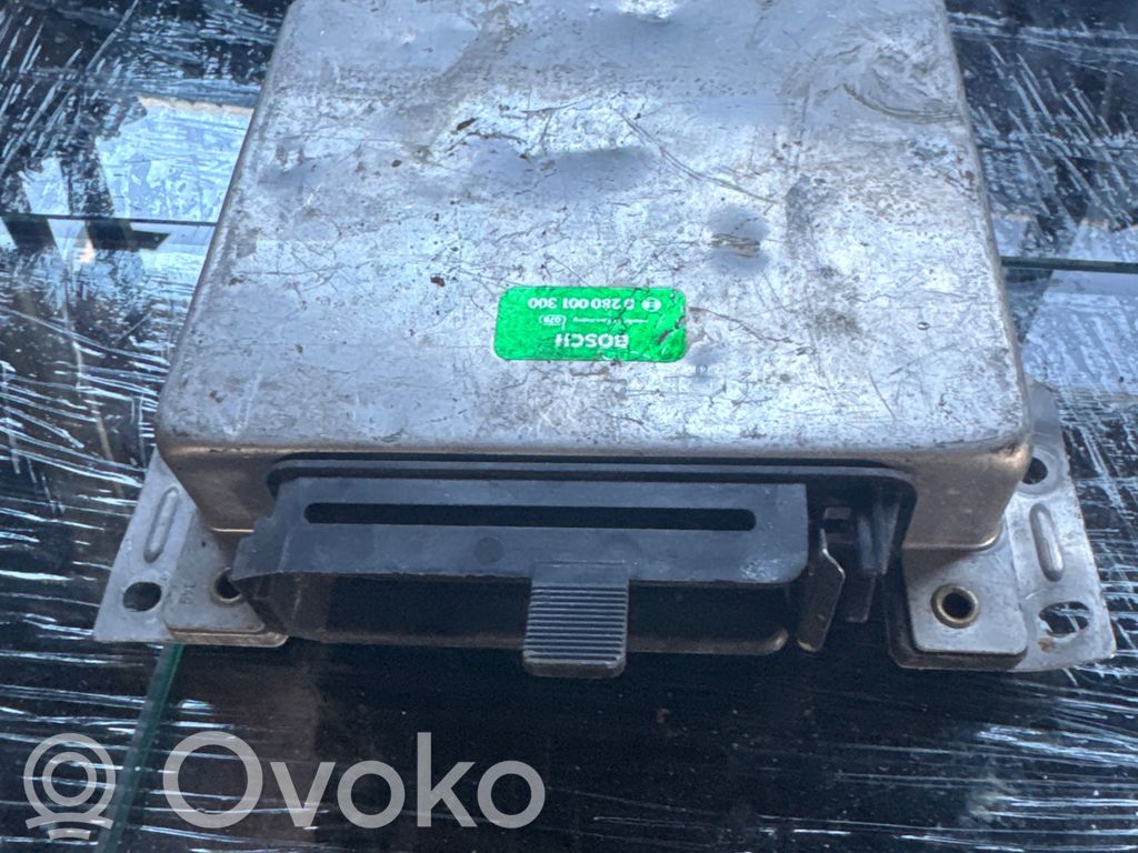 BMW 7 E32 Engine control unit/module 