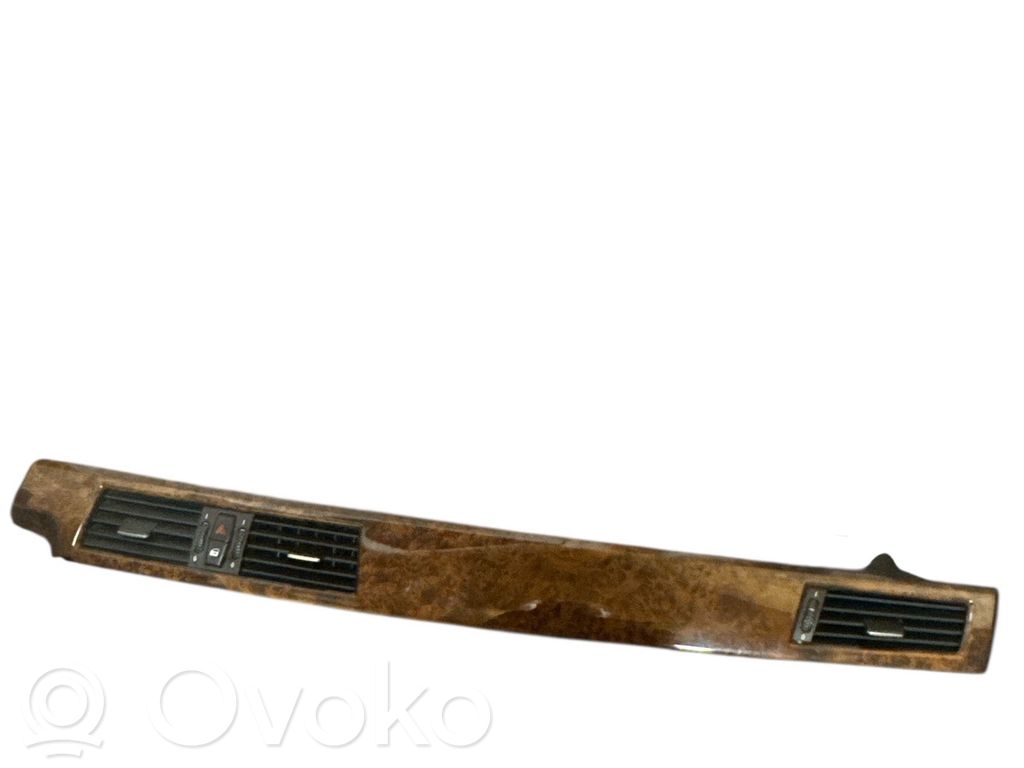 BMW 5 E60 E61 Panelės apdaila 