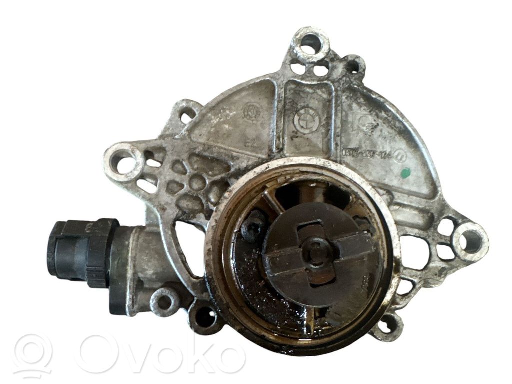 Vacuum pump   0313327116