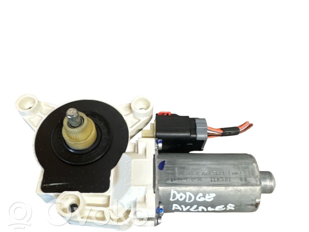Silnik regulatora szyby drzwi przednich   3017341D,05155523
