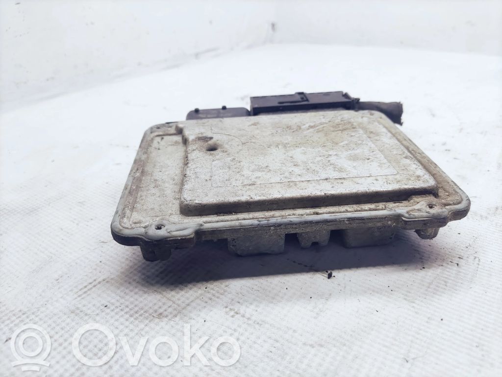 Volkswagen Touran I Sterownik / Moduł ECU 