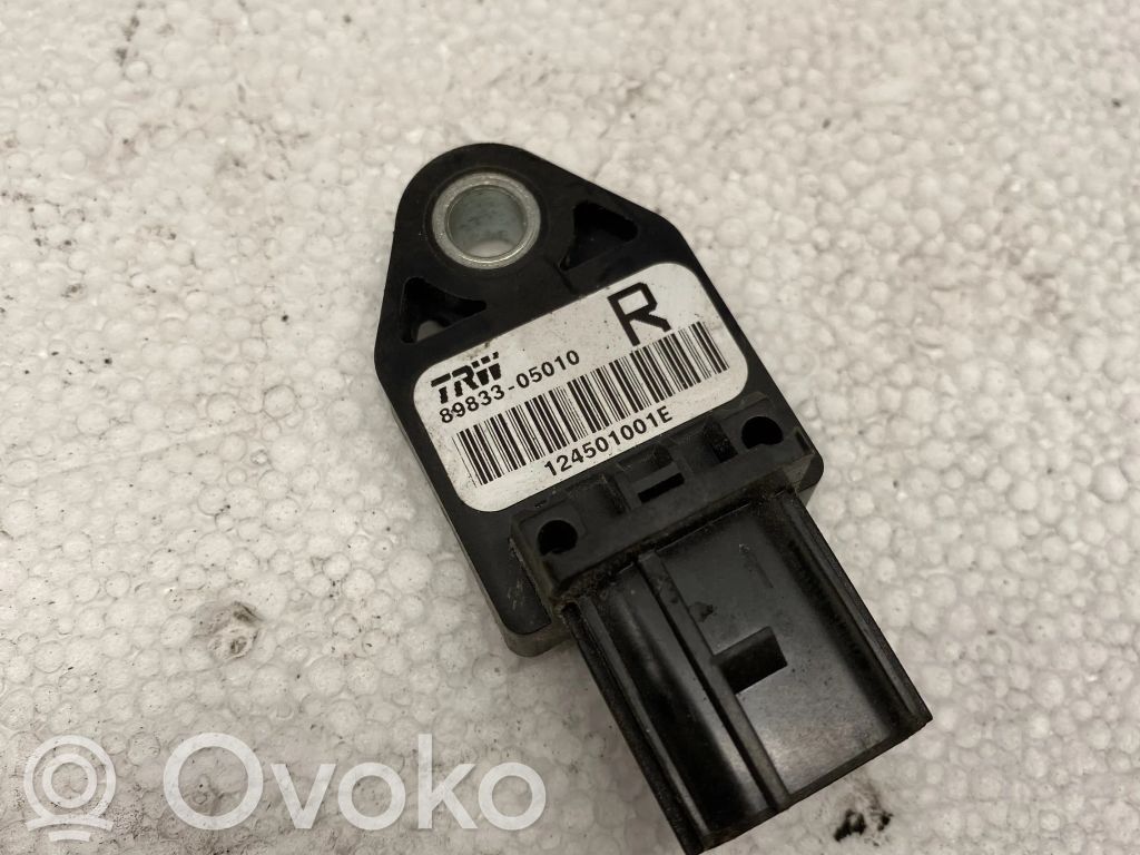 Volkswagen Golf V Airbagsensor Crashsensor Drucksensor 