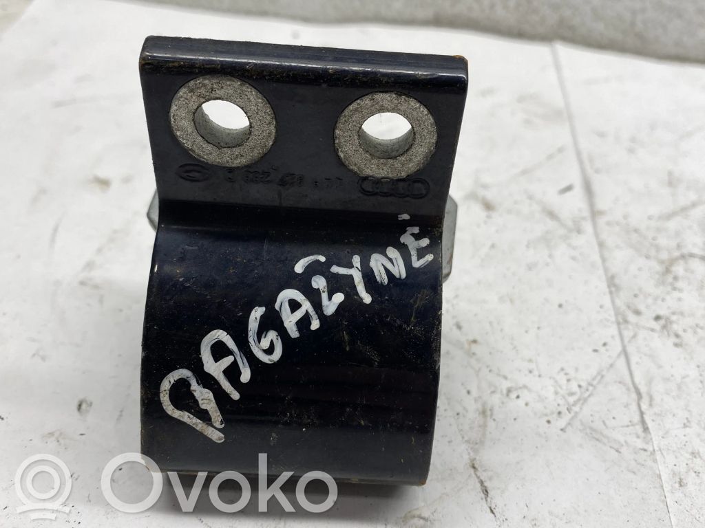Audi A6 S6 C4 4A Tailgate/trunk/boot hinge 
