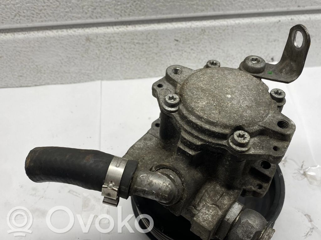 Pompa servosterzo   678045901