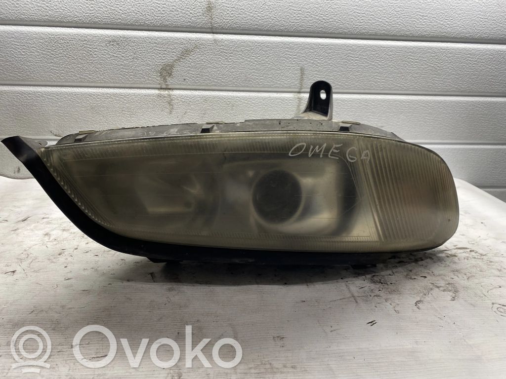 Opel Omega B1 Scheinwerfer 