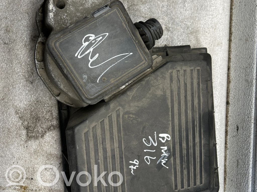 BMW 3 E46 Air filter box 