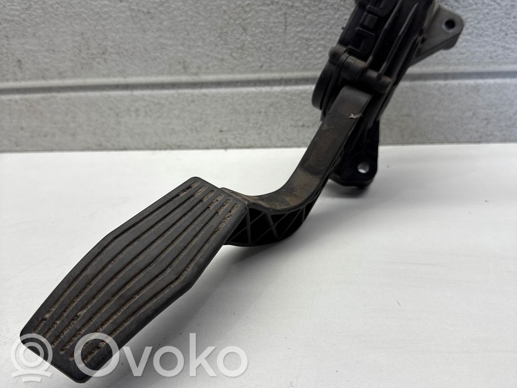 KIA Cerato Accelerator throttle pedal 