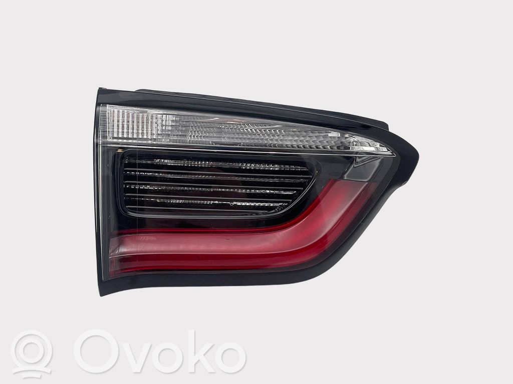 Jeep Compass Takaluukun takavalot 