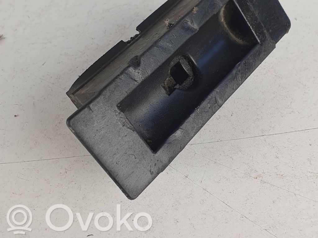 Audi A6 C7 Jacking socket point 