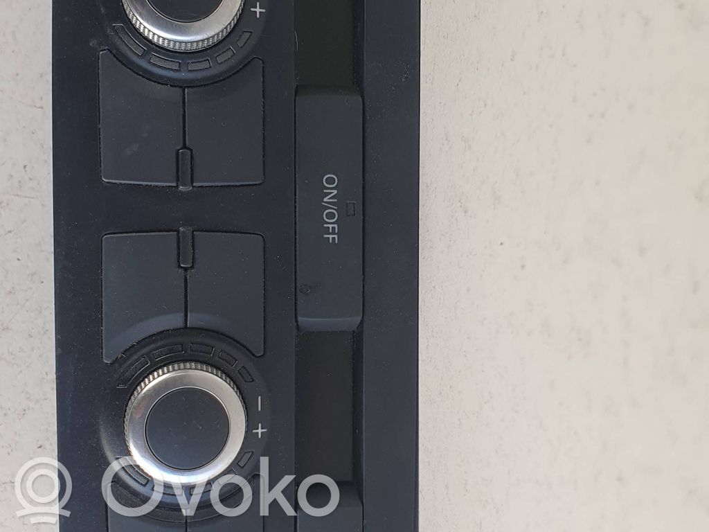 Audi Q7 4L Climate control unit 