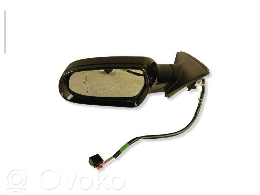 Audi A4 S4 B8 8K Front door electric wing mirror 