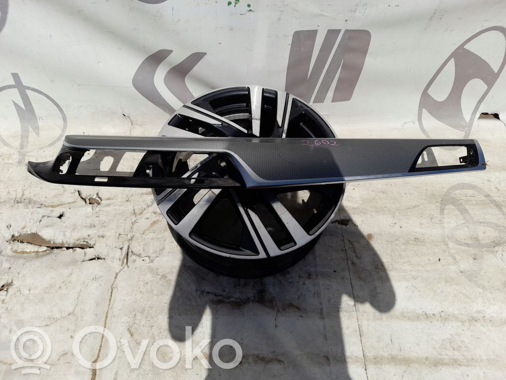 BMW 5 G30 G31 G38 Inne części wnętrza samochodu 