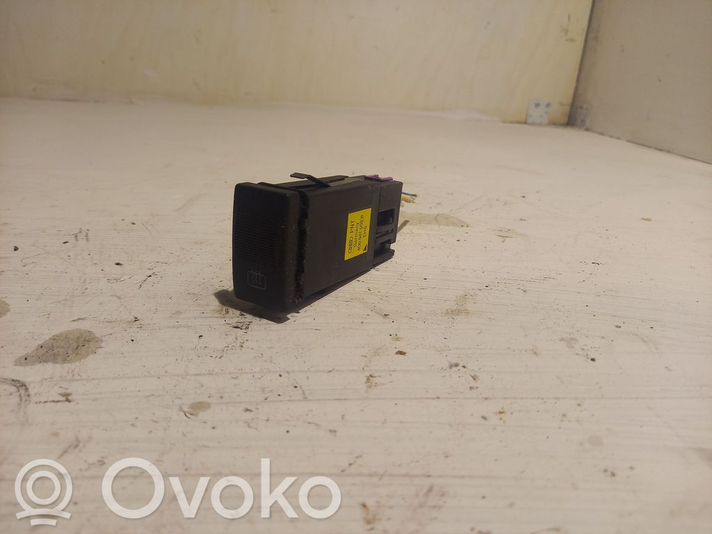Windscreen/window heater switch   4D0941503B