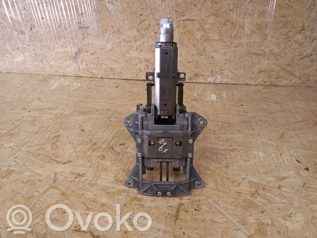 Audi A4 S4 B7 8E 8H Ohjauspyörän akseli 