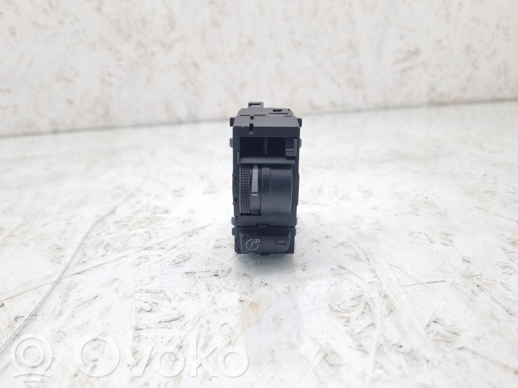 Audi A3 S3 8P Headlight level height control switch 