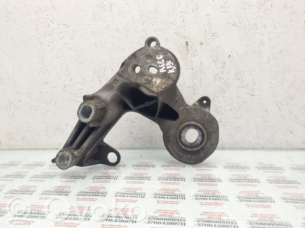Audi A6 S6 C6 4F Engine mounting bracket 