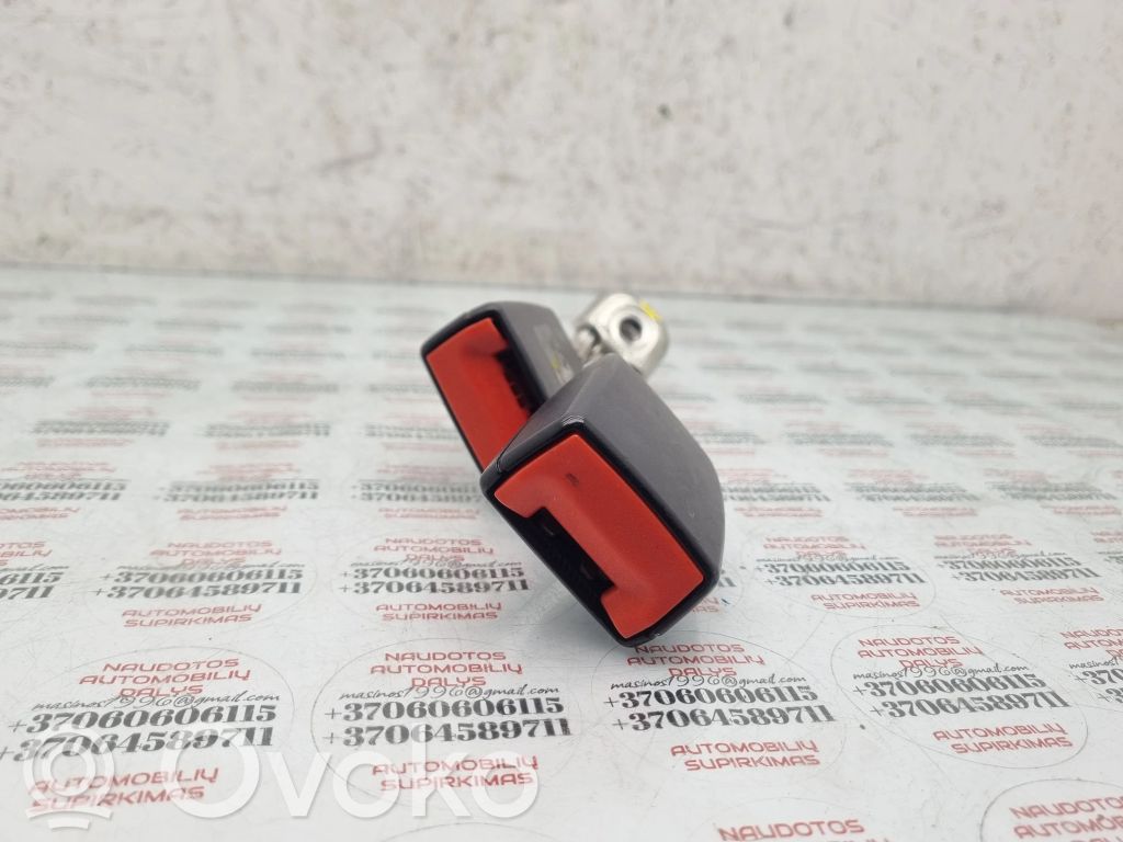 Seat Exeo (3R) Middle seatbelt buckle (rear) 