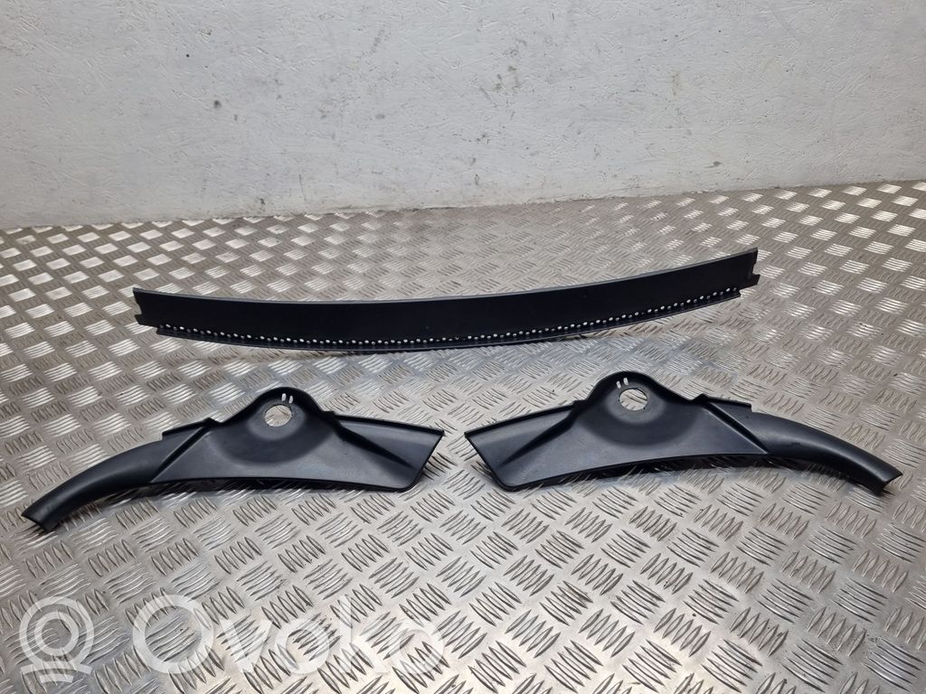 Ford Galaxy Wiper trim 