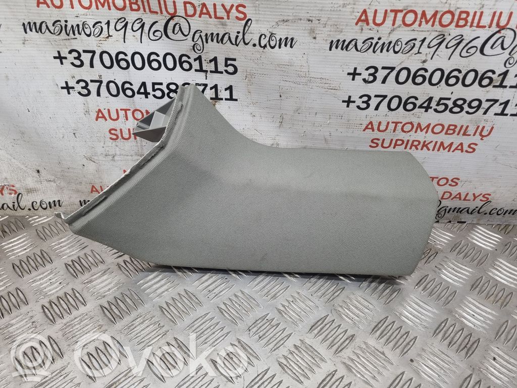 Audi A2 Pilar (D) (superior) 