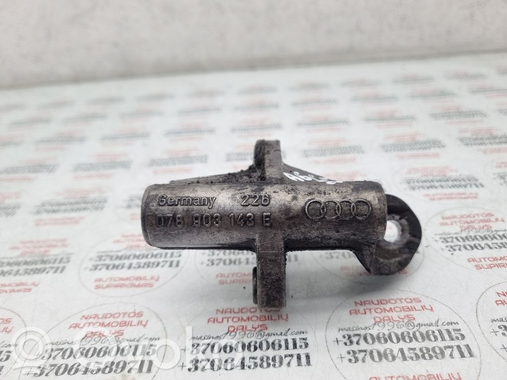 Audi A6 S6 C5 4B Engine mounting bracket 