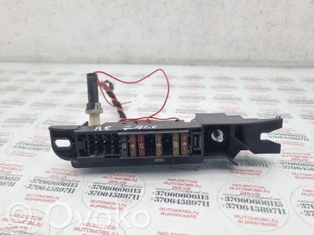 Audi A8 S8 D3 4E Fuse module 