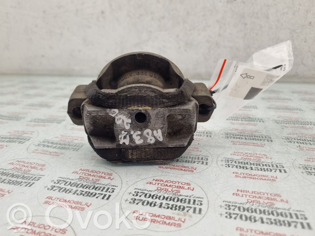 Audi A8 S8 D3 4E Vaihdelaatikon kiinnitys 
